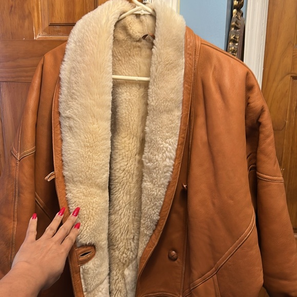Other - 💕Unisex Brown Shearling Coat💕